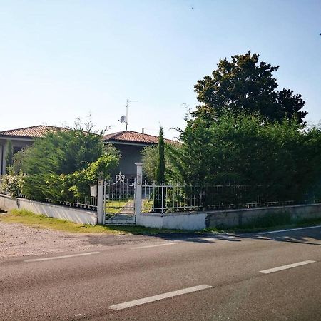 Casa Bella Pensionat Ponti sul Mincio Exteriör bild