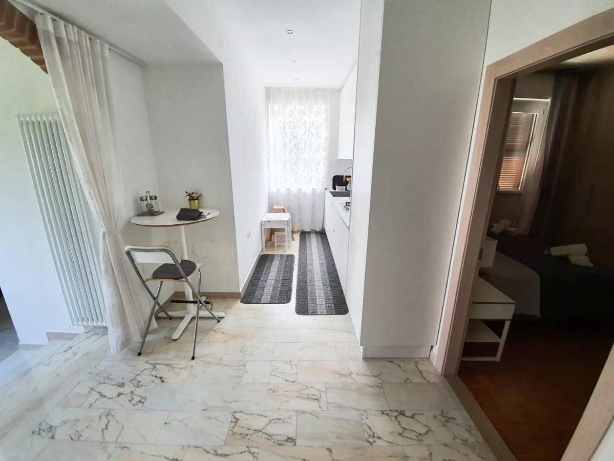 Casa Bella Pensionat Ponti sul Mincio Exteriör bild